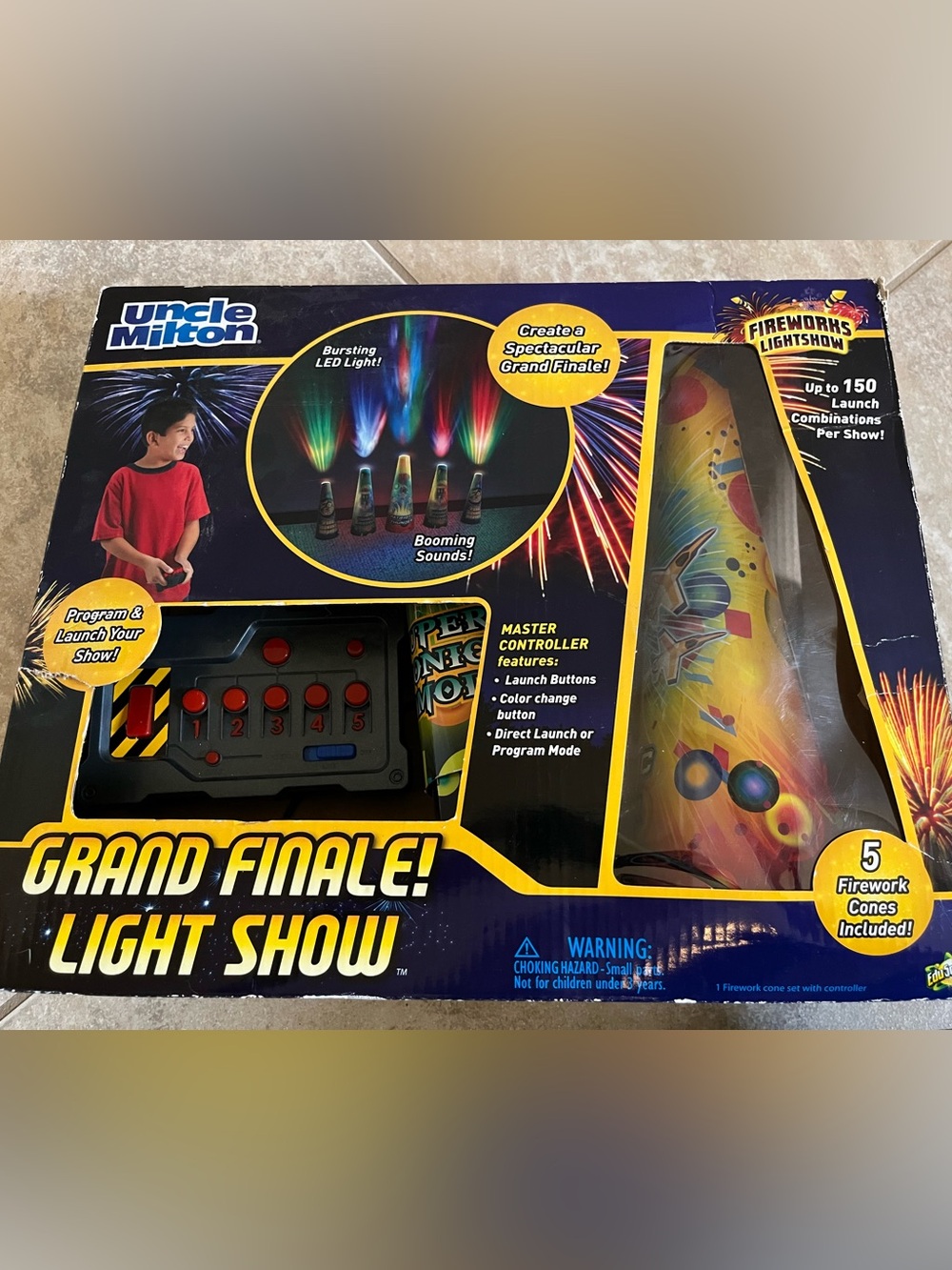 Uncle Milton Grand Finale Fireworks Lightshow. RARE.